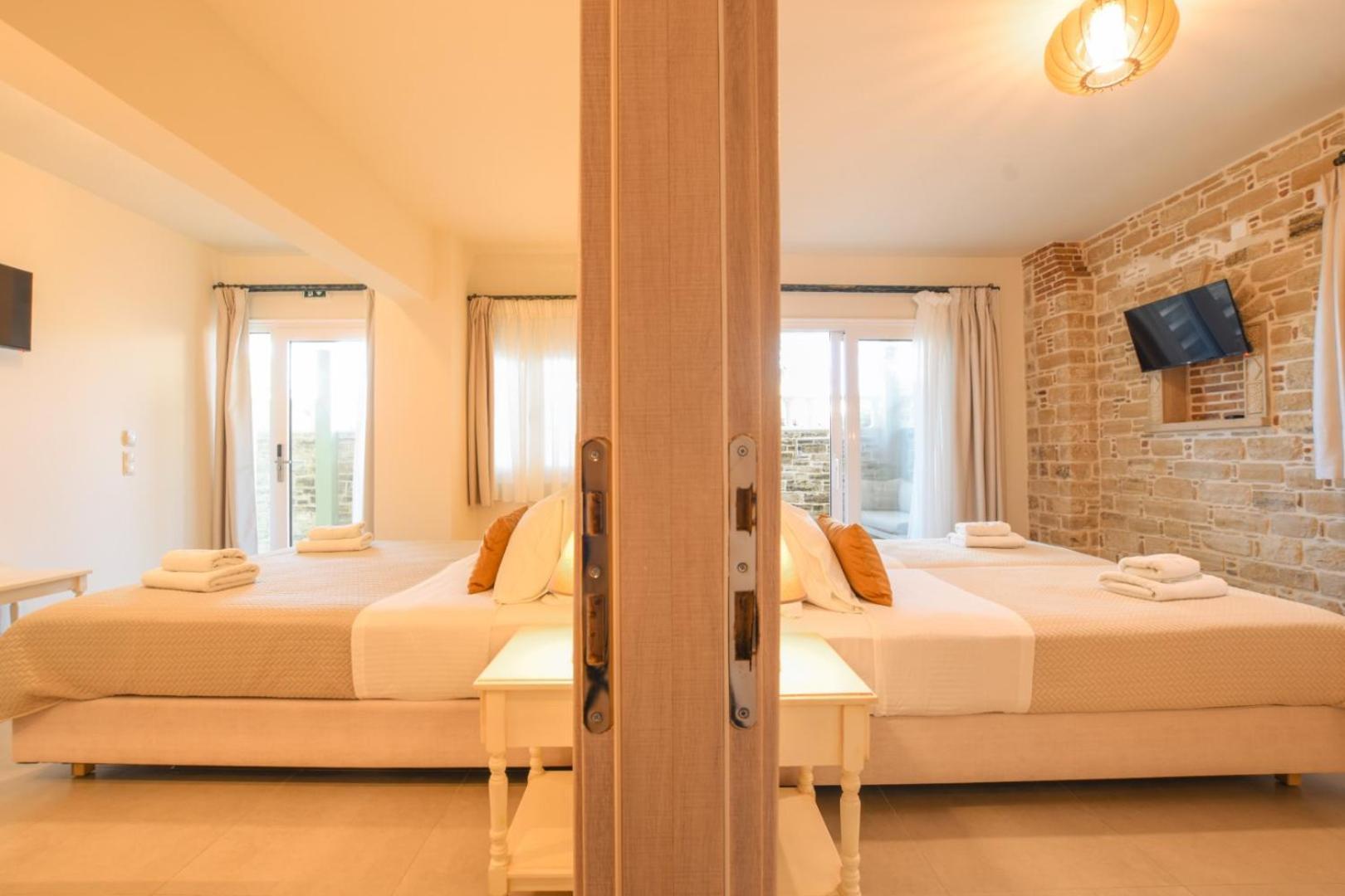 Philharmonie Hotel Каламаки Экстерьер фото