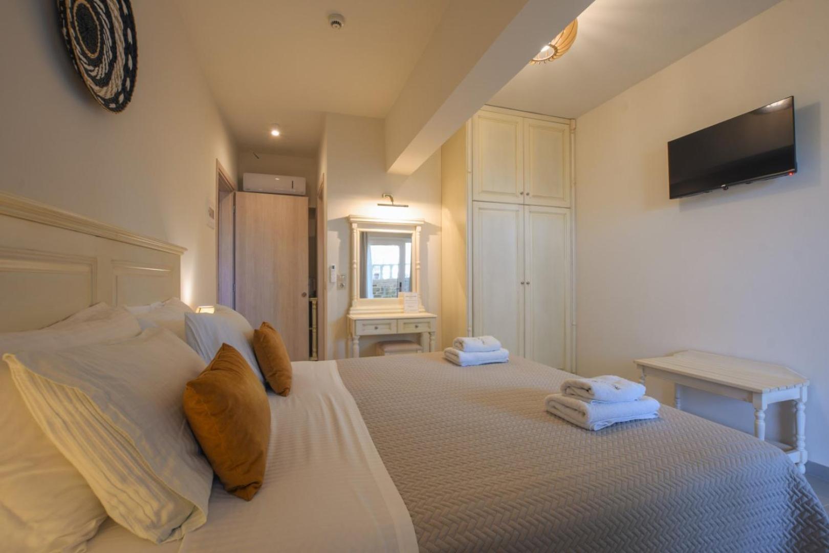 Philharmonie Hotel Каламаки Экстерьер фото